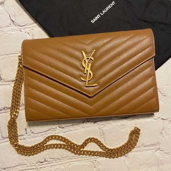 Saint Laurent - Picture 12 of 13